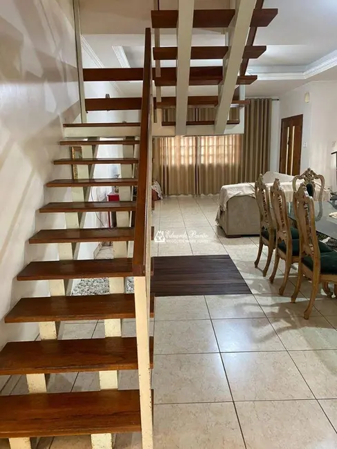 Foto 7 de Sobrado com 3 quartos à venda, 250m2 em Parque Continental, Guarulhos - SP