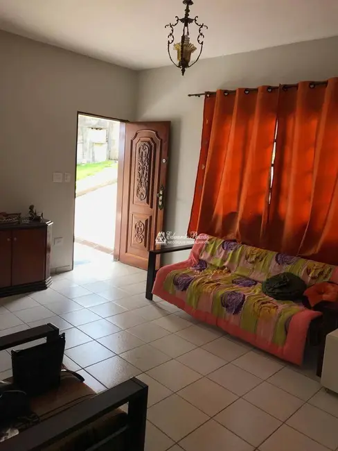 Chácara com 4 quartos à venda, 494m2 em Jardim Chácara Méa, Suzano - SP - imagem 8 Foto 8 de Chácara com 4 quartos à venda, 494m2 em Jardim Chácara Méa, Suzano - SP