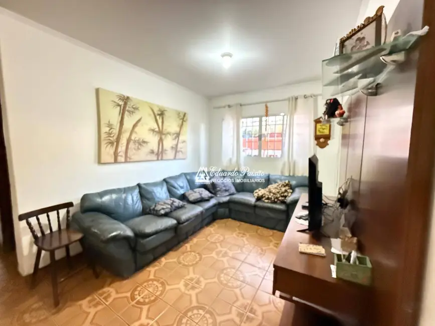 Sobrado com 3 quartos à venda, 158m2 em Jardim Rosa de Franca, Guarulhos - SP - imagem 6 Foto 6 de Sobrado com 3 quartos à venda, 158m2 em Jardim Rosa de Franca, Guarulhos - SP