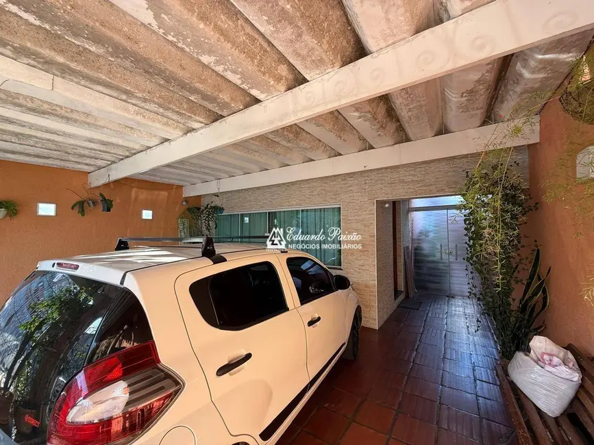 Sobrado com 3 quartos à venda, 158m2 em Jardim Rosa de Franca, Guarulhos - SP - imagem 4 Foto 4 de Sobrado com 3 quartos à venda, 158m2 em Jardim Rosa de Franca, Guarulhos - SP