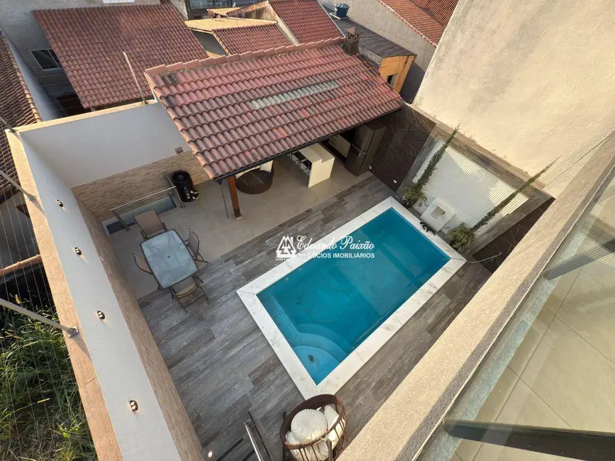 Foto 1 de Casa com 3 quartos à venda, 220m2 em Jardim Luciara, Guarulhos - SP