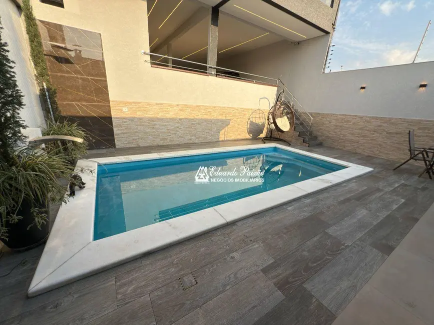 Foto 4 de Casa com 3 quartos à venda, 220m2 em Jardim Luciara, Guarulhos - SP