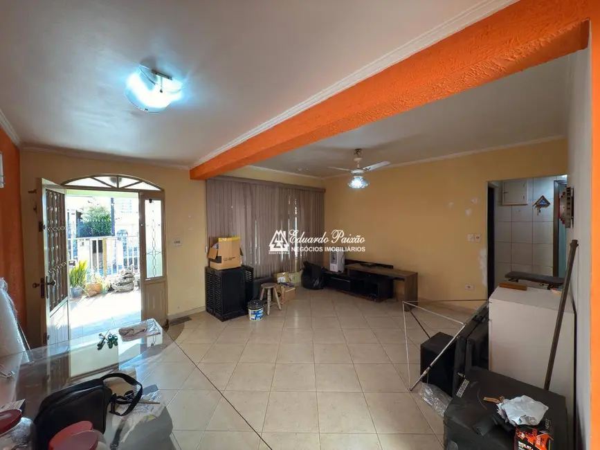 Foto 4 de Casa com 2 quartos à venda, 152m2 em Vila Galvão, Guarulhos - SP