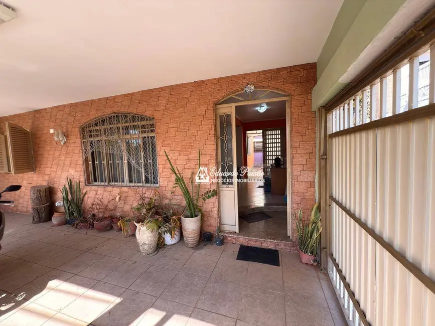 Foto 1 de Casa com 2 quartos à venda, 152m2 em Vila Galvão, Guarulhos - SP