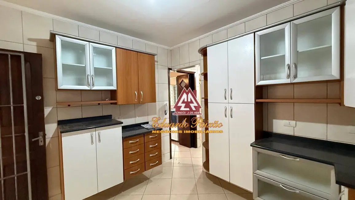 Foto 8 de Casa com 2 quartos à venda, 152m2 em Vila Galvão, Guarulhos - SP