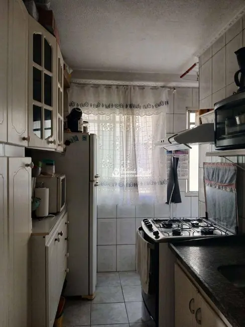 Foto 2 de Apartamento com 2 quartos à venda, 51m2 em Vila Rio de Janeiro, Guarulhos - SP