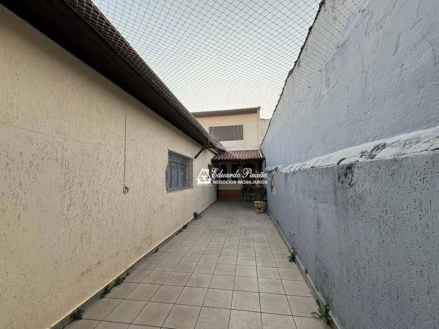 Foto 1 de Casa com 4 quartos à venda e para alugar, 340m2 em Vila Galvão, Guarulhos - SP