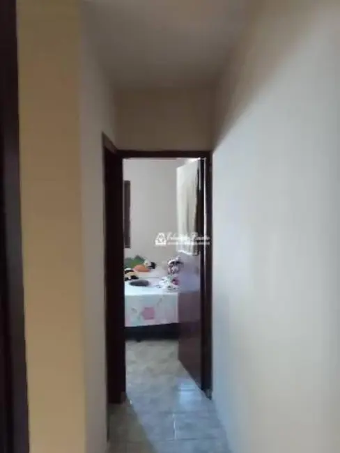 Sobrado com 2 quartos à venda, 125m2 em Jardim Santa Cecília, Guarulhos - SP - imagem 8 Foto 8 de Sobrado com 2 quartos à venda, 125m2 em Jardim Santa Cecília, Guarulhos - SP