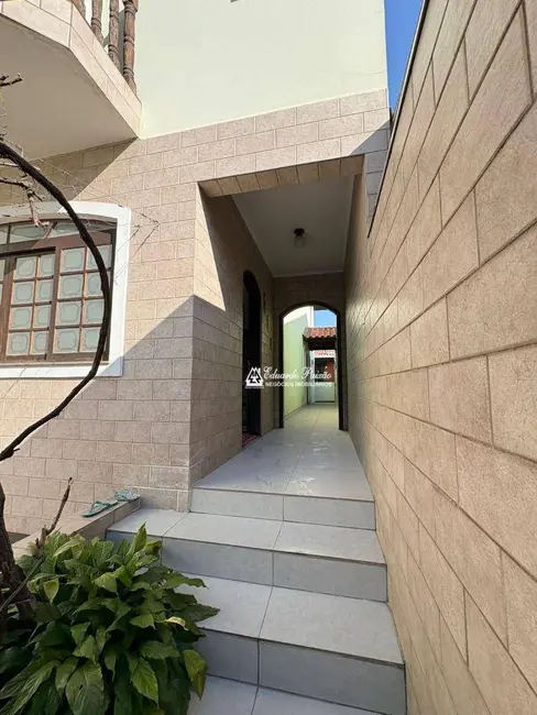 Sobrado com 2 quartos à venda e para alugar, 125m2 em Parque Continental II, Guarulhos - SP - imagem 3 Foto 3 de Sobrado com 2 quartos à venda e para alugar, 125m2 em Parque Continental II, Guarulhos - SP