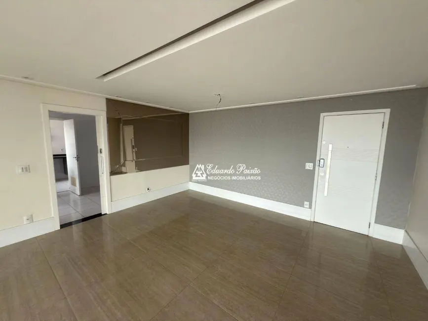 Foto 8 de Apartamento com 3 quartos à venda, 284m2 em Jardim Flor da Montanha, Guarulhos - SP