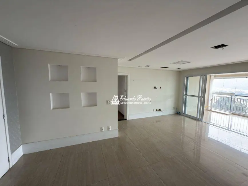 Foto 5 de Apartamento com 3 quartos à venda, 284m2 em Jardim Flor da Montanha, Guarulhos - SP