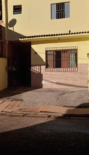 Sobrado com 4 quartos à venda, 140m2 em Chácara Cabuçu, Guarulhos - SP - imagem 1 Foto 1 de Sobrado com 4 quartos à venda, 140m2 em Chácara Cabuçu, Guarulhos - SP