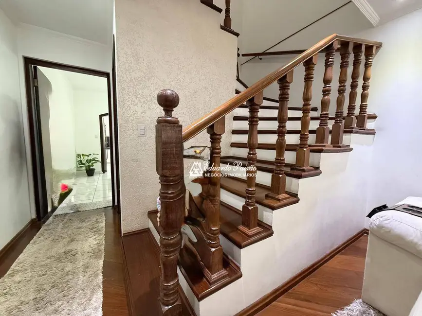 Foto 3 de Sobrado com 3 quartos à venda, 153m2 em Vila Augusta, Guarulhos - SP