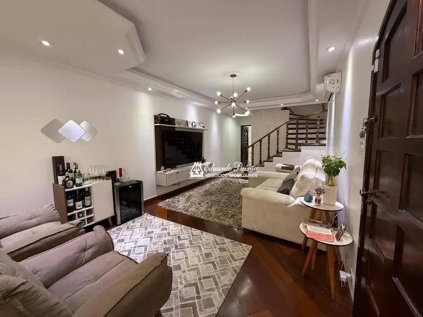 Foto 1 de Sobrado com 3 quartos à venda, 153m2 em Vila Augusta, Guarulhos - SP