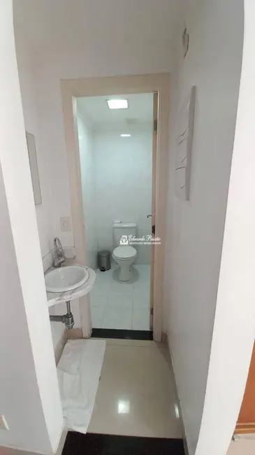 Sobrado com 3 quartos à venda, 110m2 em Jardim Guarulhos, Guarulhos - SP - imagem 7 Foto 7 de Sobrado com 3 quartos à venda, 110m2 em Jardim Guarulhos, Guarulhos - SP