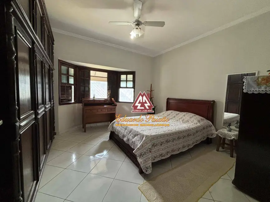 Casa com 3 quartos à venda, 612m2 em Vila Galvão, Guarulhos - SP - imagem 8 Foto 8 de Casa com 3 quartos à venda, 612m2 em Vila Galvão, Guarulhos - SP