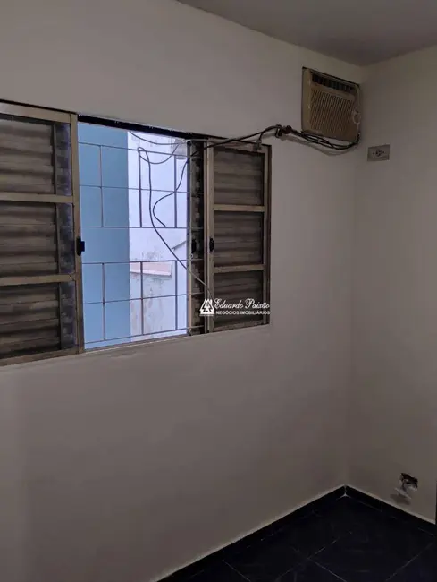 Foto 6 de Sobrado com 3 quartos à venda, 264m2 em Jardim Las Vegas, Guarulhos - SP