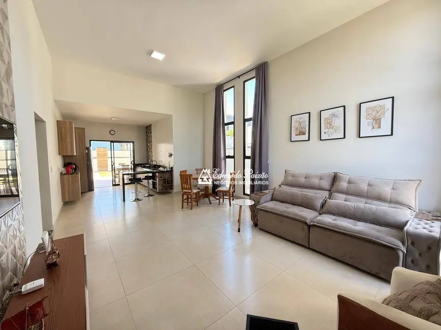 Foto 9 de Casa de Condomínio com 3 quartos à venda, 360m2 em Atibaia - SP