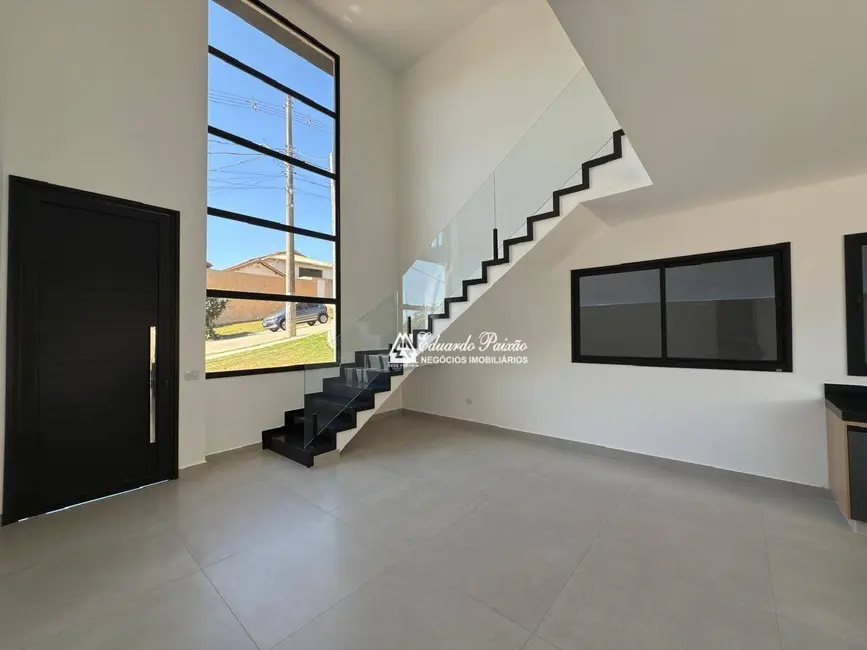 Foto 6 de Sobrado com 3 quartos à venda, 300m2 em Atibaia - SP