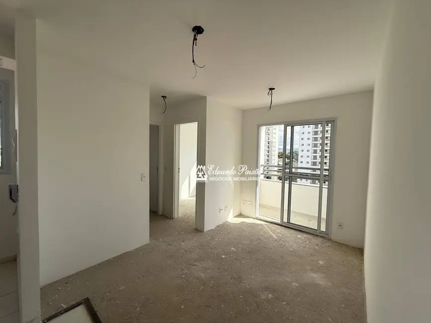 Foto 4 de Apartamento com 2 quartos à venda, 42m2 em Vila Galvão, Guarulhos - SP