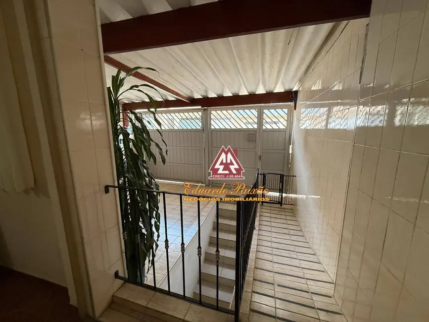 Foto 4 de Casa com 4 quartos à venda, 156m2 em Jardim Dourado, Guarulhos - SP