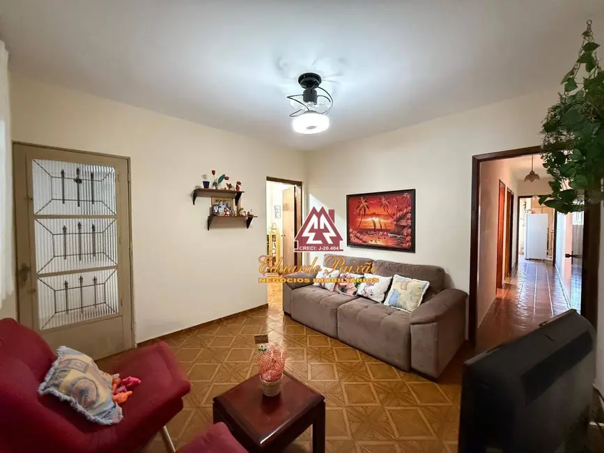 Foto 7 de Casa com 4 quartos à venda, 156m2 em Jardim Dourado, Guarulhos - SP