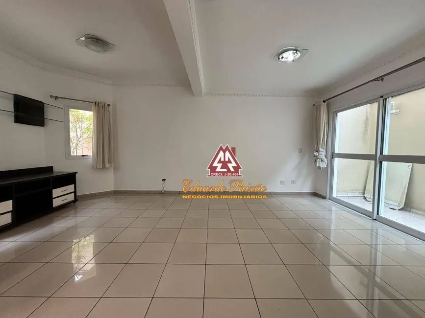 Casa de Condomínio com 3 quartos para alugar, 80m2 em Vale dos Machados, Guarulhos - SP - imagem 4 Foto 4 de Casa de Condomínio com 3 quartos para alugar, 80m2 em Vale dos Machados, Guarulhos - SP