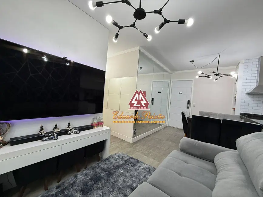 Foto 9 de Apartamento com 2 quartos à venda, 66m2 em Jardim Flor da Montanha, Guarulhos - SP