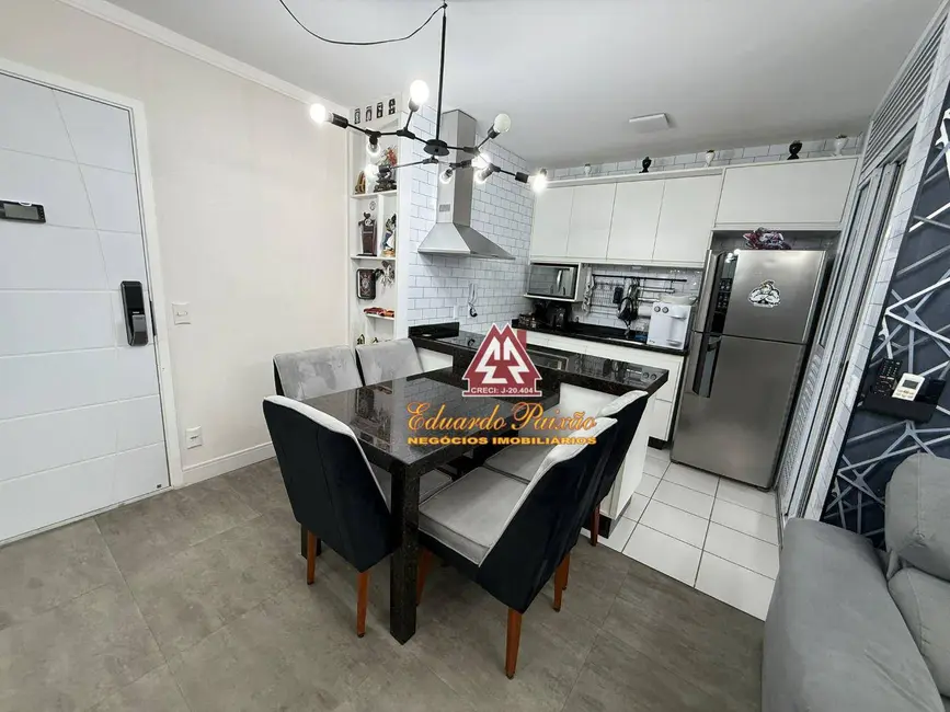 Foto 2 de Apartamento com 2 quartos à venda, 66m2 em Jardim Flor da Montanha, Guarulhos - SP