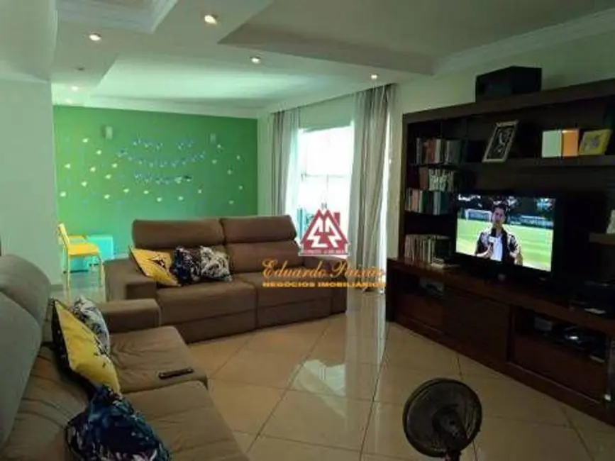 Casa com 3 quartos à venda, 260m2 em Jardim Santa Mena, Guarulhos - SP - imagem 5 Foto 5 de Casa com 3 quartos à venda, 260m2 em Jardim Santa Mena, Guarulhos - SP