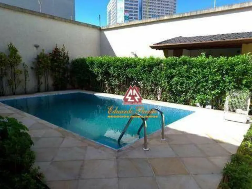 Casa com 3 quartos à venda, 260m2 em Jardim Santa Mena, Guarulhos - SP - imagem 1 Foto 1 de Casa com 3 quartos à venda, 260m2 em Jardim Santa Mena, Guarulhos - SP