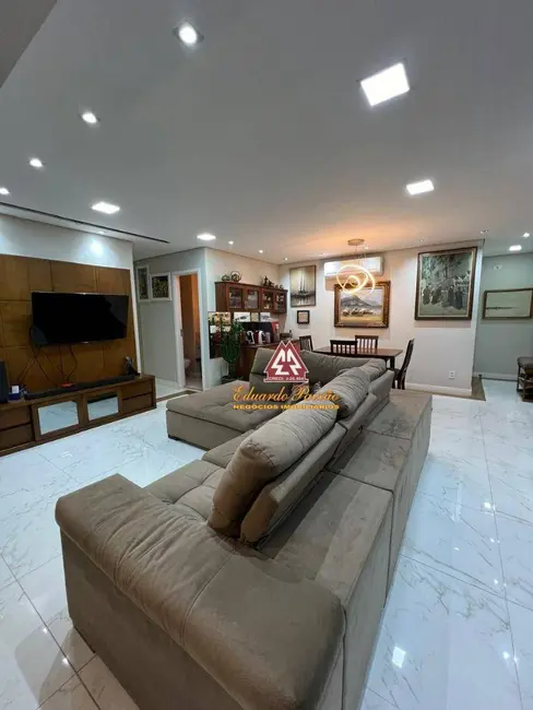 Foto 2 de Apartamento com 3 quartos à venda, 203m2 em Jardim Flor da Montanha, Guarulhos - SP