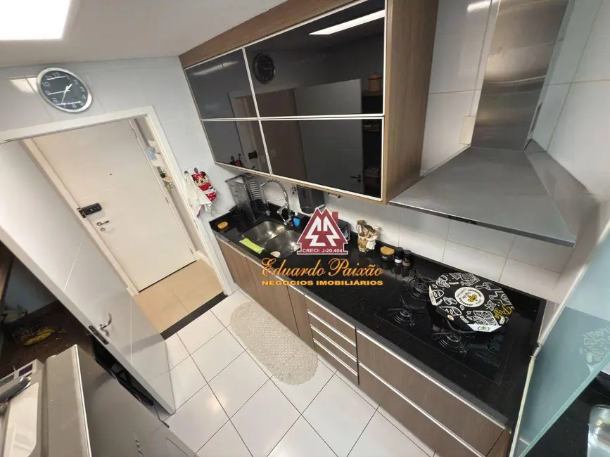 Apartamento com 3 quartos à venda, 203m2 em Jardim Flor da Montanha, Guarulhos - SP - imagem 3 Foto 3 de Apartamento com 3 quartos à venda, 203m2 em Jardim Flor da Montanha, Guarulhos - SP