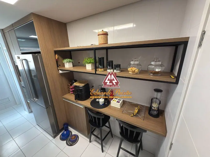 Apartamento com 3 quartos à venda, 203m2 em Jardim Flor da Montanha, Guarulhos - SP - imagem 4 Foto 4 de Apartamento com 3 quartos à venda, 203m2 em Jardim Flor da Montanha, Guarulhos - SP