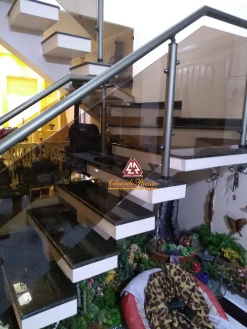 Foto 8 de Sobrado com 3 quartos à venda, 125m2 em Jardim Santa Clara, Guarulhos - SP