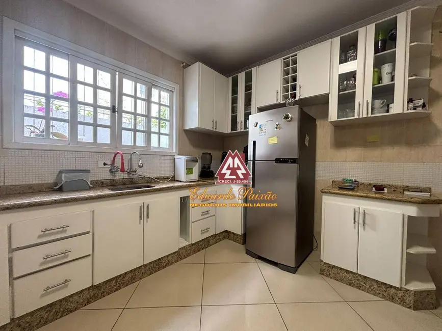 Sobrado com 3 quartos para alugar, 150m2 em Gopoúva, Guarulhos - SP - imagem 6 Foto 6 de Sobrado com 3 quartos para alugar, 150m2 em Gopoúva, Guarulhos - SP