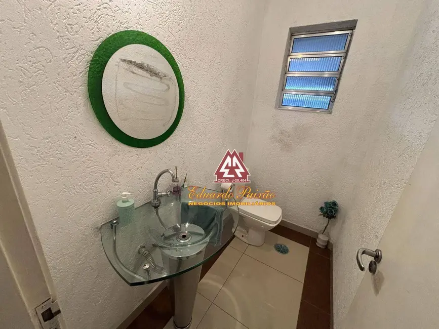 Sobrado com 3 quartos para alugar, 150m2 em Gopoúva, Guarulhos - SP - imagem 5 Foto 5 de Sobrado com 3 quartos para alugar, 150m2 em Gopoúva, Guarulhos - SP