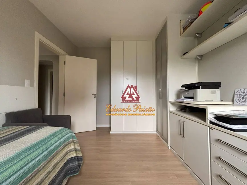 Apartamento com 4 quartos para alugar, 251m2 em Macedo, Guarulhos - SP - imagem 9 Foto 9 de Apartamento com 4 quartos para alugar, 251m2 em Macedo, Guarulhos - SP