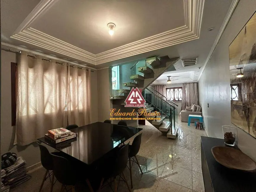 Foto 2 de Sobrado com 3 quartos à venda, 125m2 em Vila Maranduba, Guarulhos - SP