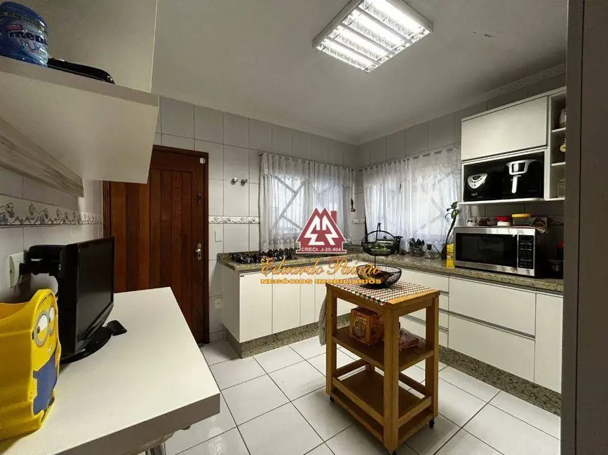 Foto 6 de Sobrado com 3 quartos à venda, 125m2 em Vila Maranduba, Guarulhos - SP