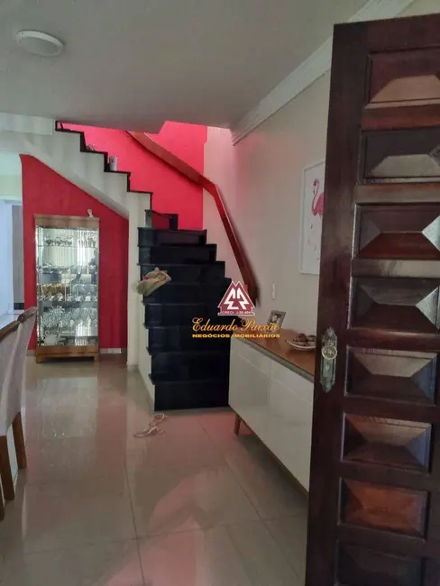 Sobrado com 3 quartos à venda, 150m2 em Gopoúva, Guarulhos - SP - imagem 6 Foto 6 de Sobrado com 3 quartos à venda, 150m2 em Gopoúva, Guarulhos - SP