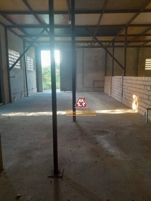 Foto 2 de Armazém / Galpão à venda, 900m2 em Rosário, Atibaia - SP