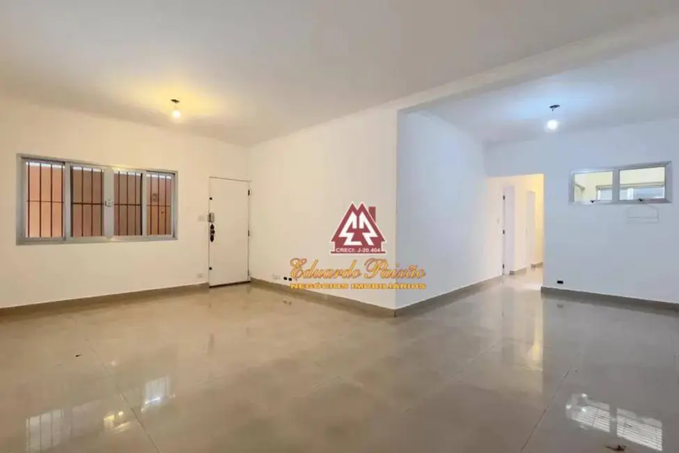 Foto 1 de Casa com 4 quartos para alugar, 255m2 em Jardim Tranqüilidade, Guarulhos - SP