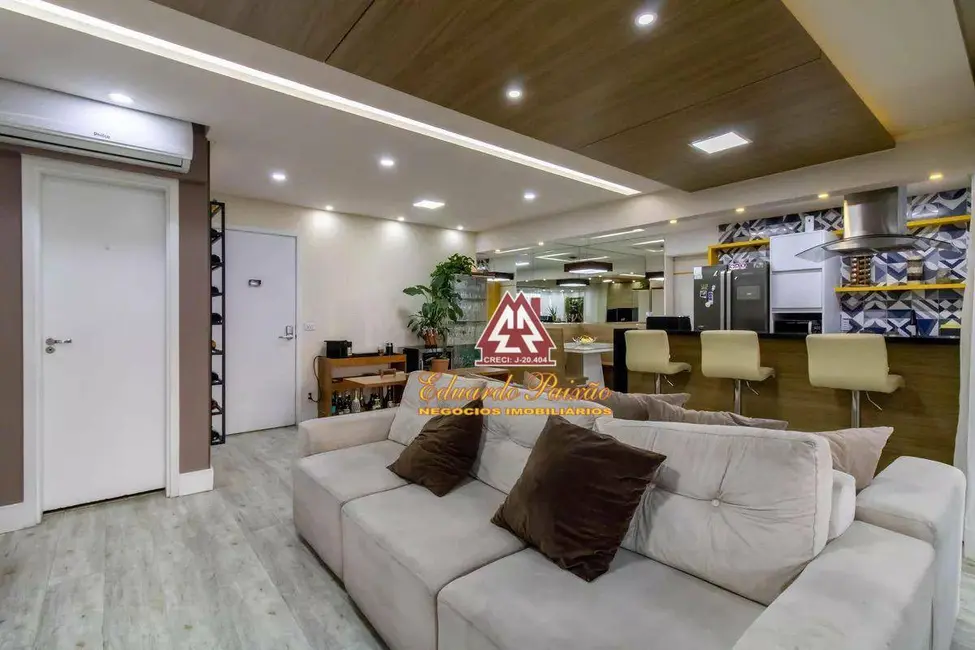 Foto 9 de Apartamento com 3 quartos à venda, 222m2 em Jardim Flor da Montanha, Guarulhos - SP