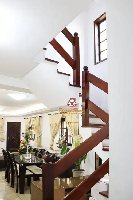 Foto 6 de Sobrado com 5 quartos à venda, 150m2 em Jardim Bom Clima, Guarulhos - SP