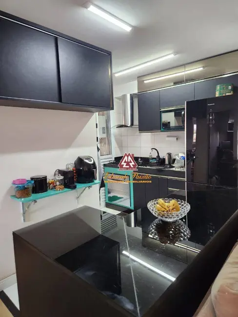 Apartamento com 3 quartos à venda, 74m2 em Jardim Flor da Montanha, Guarulhos - SP - imagem 5 Foto 5 de Apartamento com 3 quartos à venda, 74m2 em Jardim Flor da Montanha, Guarulhos - SP