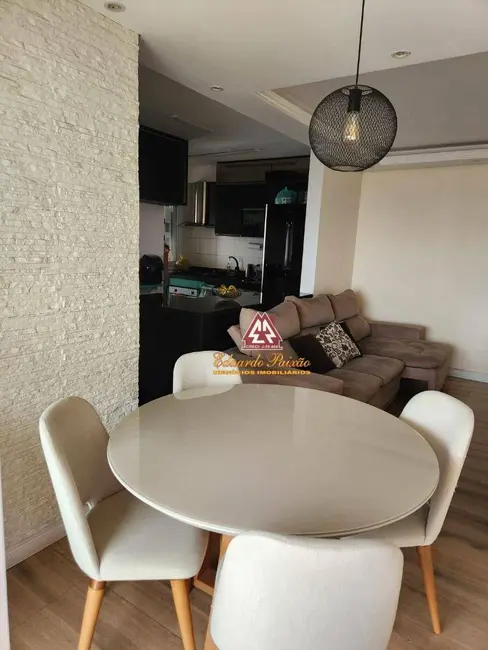 Apartamento com 3 quartos à venda, 74m2 em Jardim Flor da Montanha, Guarulhos - SP - imagem 4 Foto 4 de Apartamento com 3 quartos à venda, 74m2 em Jardim Flor da Montanha, Guarulhos - SP