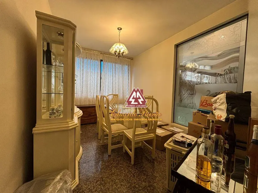 Sobrado com 3 quartos à venda, 410m2 em Vila Galvão, Guarulhos - SP - imagem 6 Foto 6 de Sobrado com 3 quartos à venda, 410m2 em Vila Galvão, Guarulhos - SP