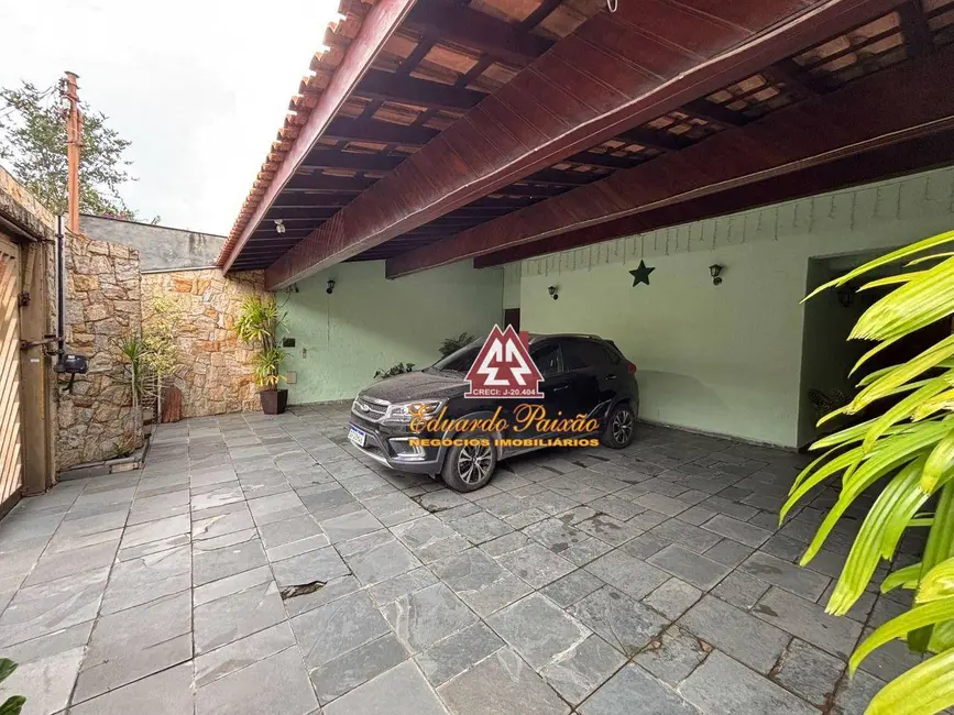 Sobrado com 3 quartos à venda, 410m2 em Vila Galvão, Guarulhos - SP - imagem 3 Foto 3 de Sobrado com 3 quartos à venda, 410m2 em Vila Galvão, Guarulhos - SP