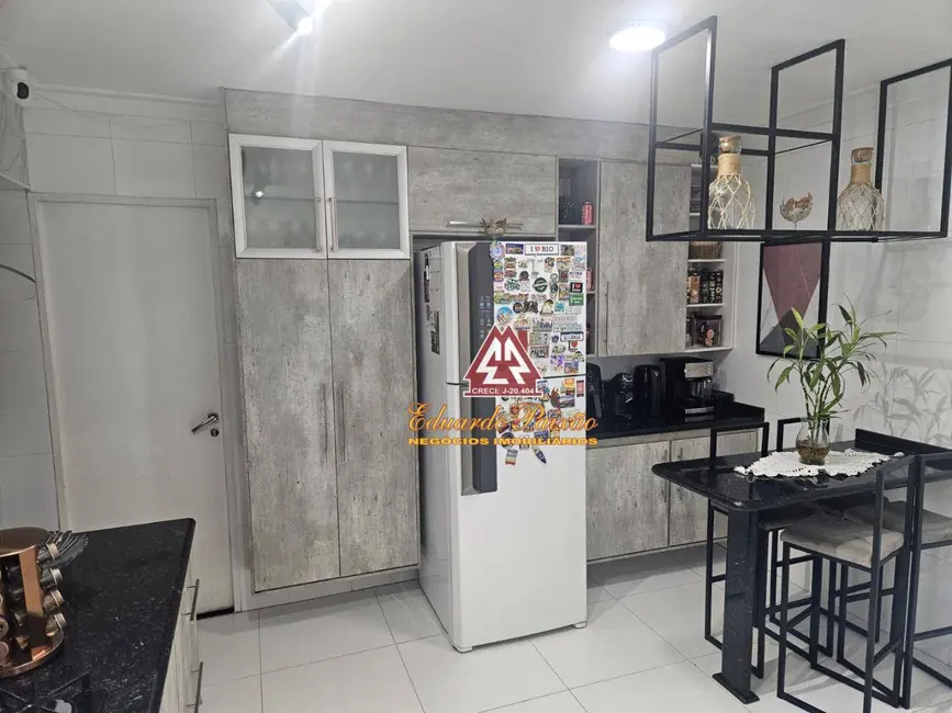 Foto 3 de Apartamento com 3 quartos à venda, 115m2 em Vila Zanardi, Guarulhos - SP